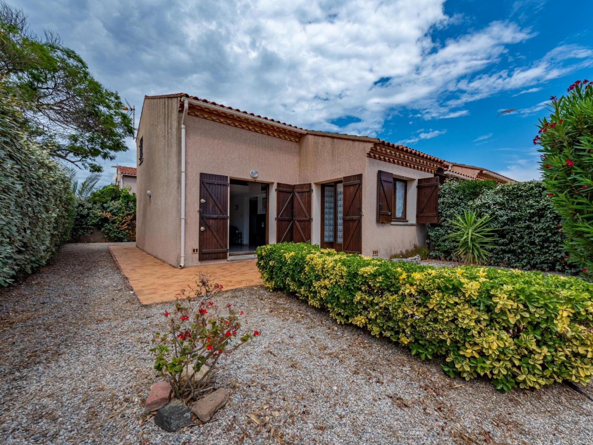 Holiday Home Hameau Des Tamarins-2 By Interhome Le Barcarès Exterior foto
